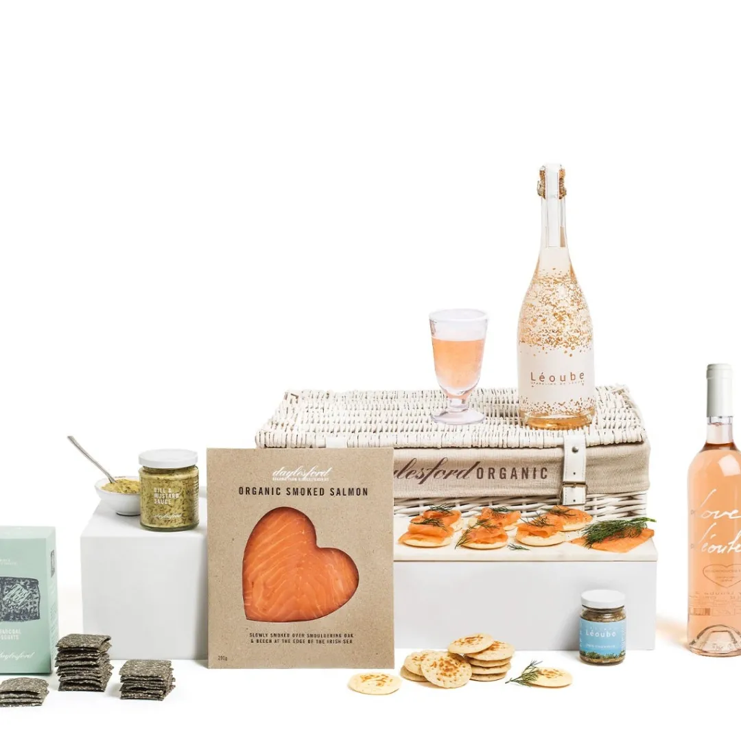 Fashion Daylesford Organic Sparkle & Smoked Hamper